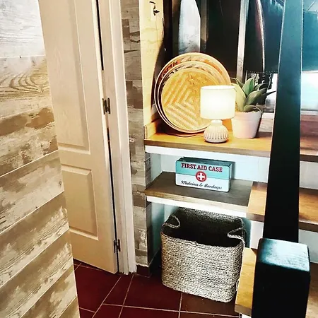 וילה My Grandmas School *